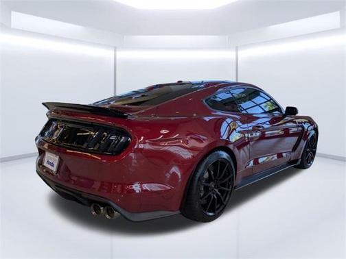 2018 Ford Shelby GT350 Base