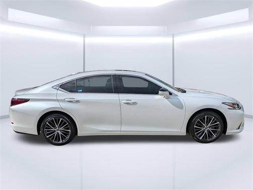 2022 Lexus ES 350 Base