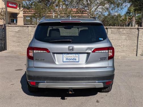 2020 Honda Pilot Touring 8-Passenger