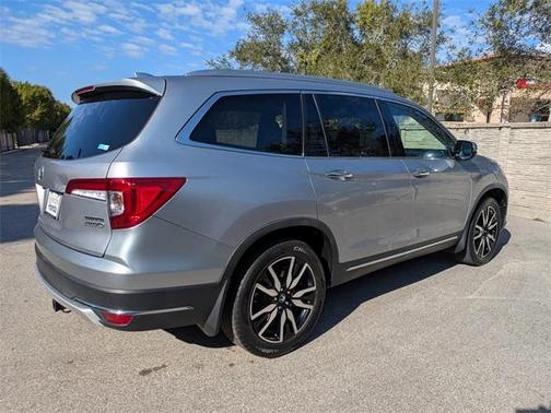 2020 Honda Pilot Touring 8-Passenger