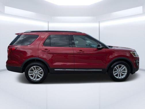 Ruby Red Metallic 2017 Ford Explorer XLT