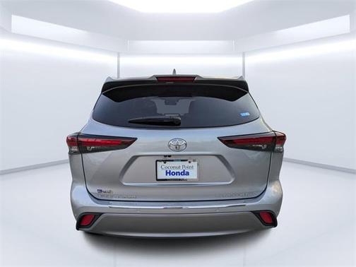 2024 Toyota Highlander Platinum