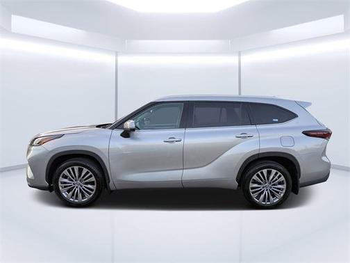 2024 Toyota Highlander Platinum