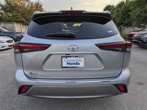 2024 Toyota Highlander Platinum