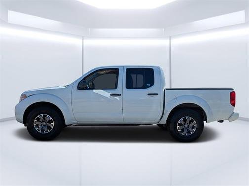 2014 Nissan Frontier Desert Runner