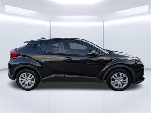 2021 Toyota C-HR LE