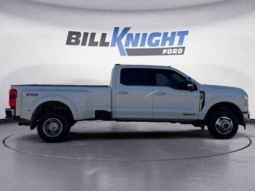 2024 Ford F-350 LARIAT SUPER DUTY