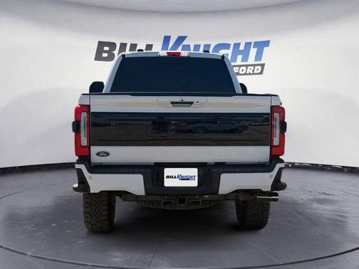 STAR WHITE 2024 Ford F-250 PLATINUM