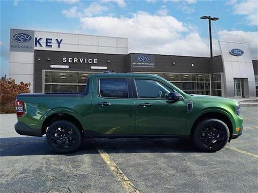 2025 Ford Maverick XLT