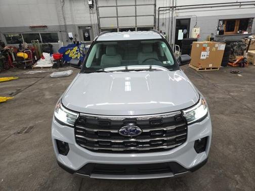 2026 Ford Explorer Active (200A)