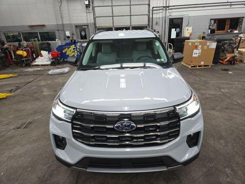 2026 Ford Explorer Active (200A)