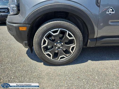 CARBONIZED GRAY METALLIC 2025 Ford Bronco Sport Outer Banks