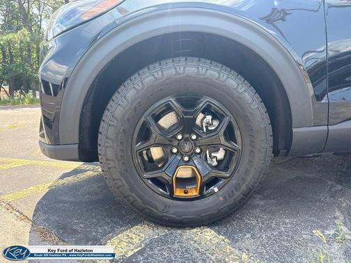 Agate Black Metallic 2026 Ford Explorer Tremor