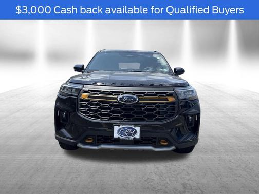Agate Black Metallic 2026 Ford Explorer Tremor