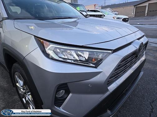 2020 Toyota RAV4 Limited