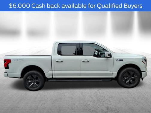 2025 Ford F-150 Lightning LARIAT