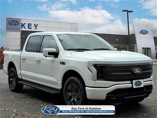 2025 Ford F-150 Lightning LARIAT