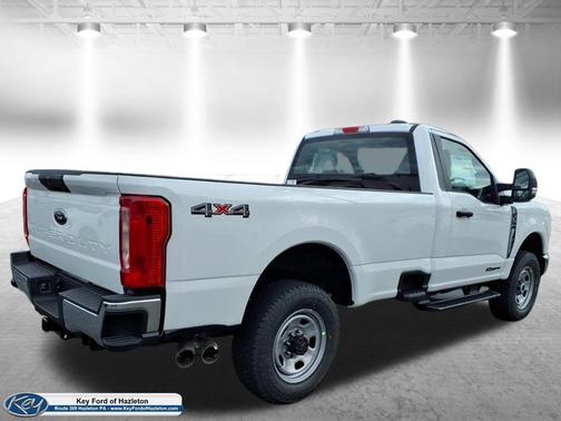OXFORD WHITE 2026 Ford F-350 XL