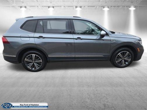Deep Black Pearl 2024 Volkswagen Tiguan 2.0T Wolfsburg Edition
