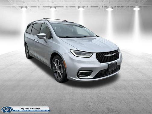 2022 Chrysler Pacifica L