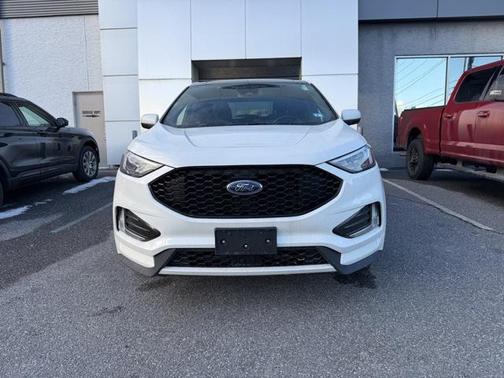 2022 Ford Edge ST Line