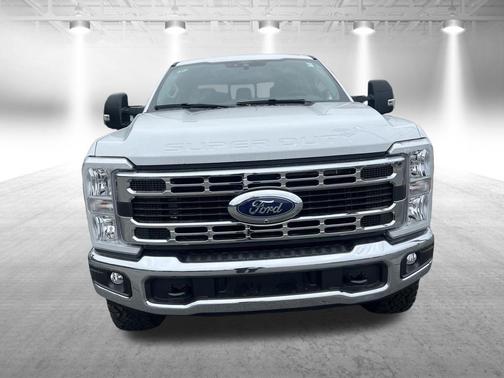 OXFORD WHITE 2026 Ford F-350 XLT