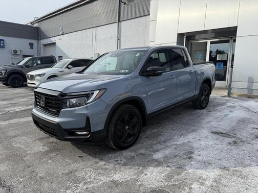 2022 Honda Ridgeline Black