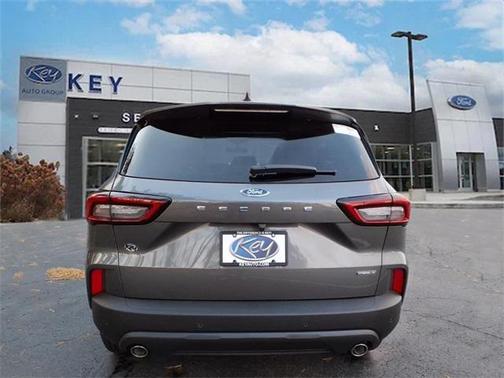 2026 Ford Escape ST-Line Select