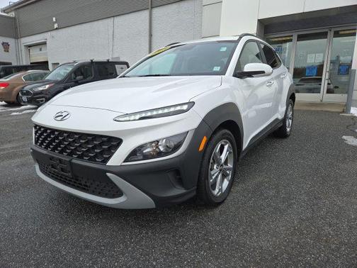 2023 Hyundai KONA SEL