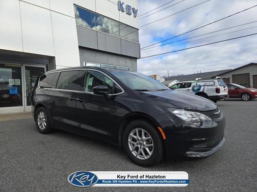 2024 Chrysler Voyager LX