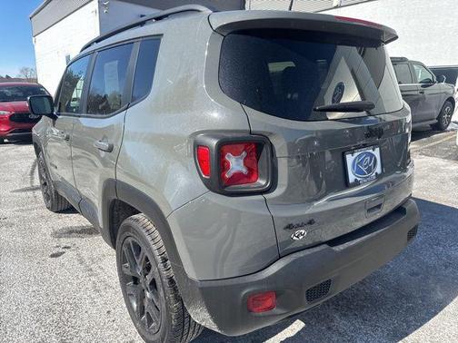 2022 Jeep Renegade Altitude