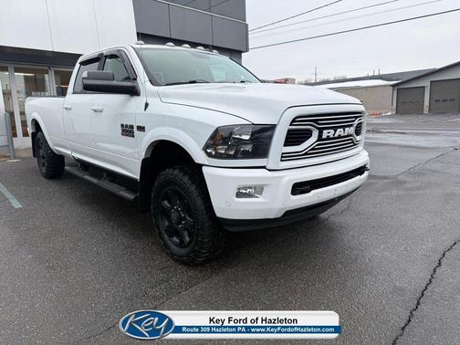 2018 RAM 3500 Big Horn Crew Cab 4x4 8' Box