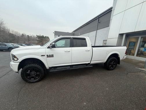 2018 RAM 3500 Big Horn Crew Cab 4x4 8' Box