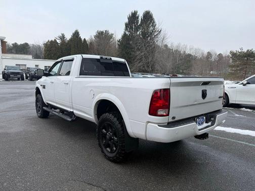 2018 RAM 3500 Big Horn Crew Cab 4x4 8' Box