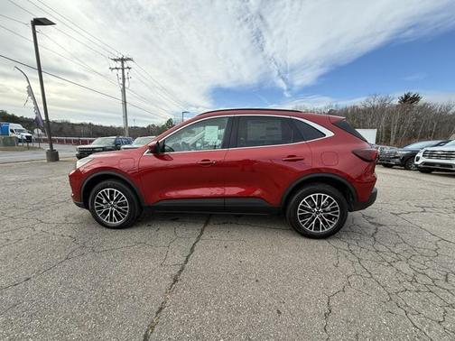 2026 Ford Escape PHEV SE