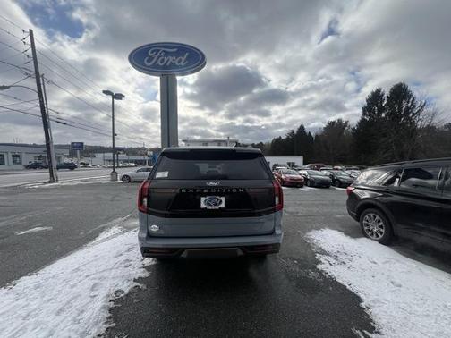 2026 Ford Expedition King Ranch