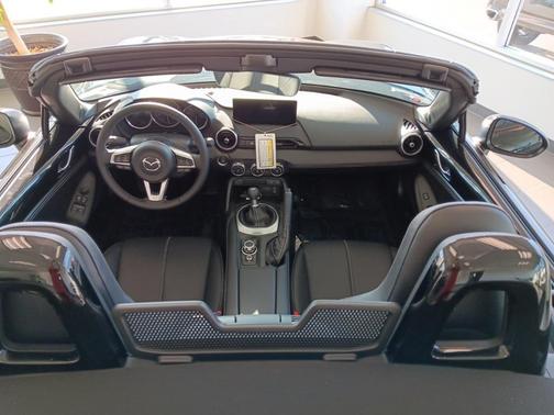 2025 Mazda MX-5 Miata Grand Touring