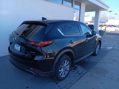 2023 Mazda CX-5 2.5 S Preferred Package