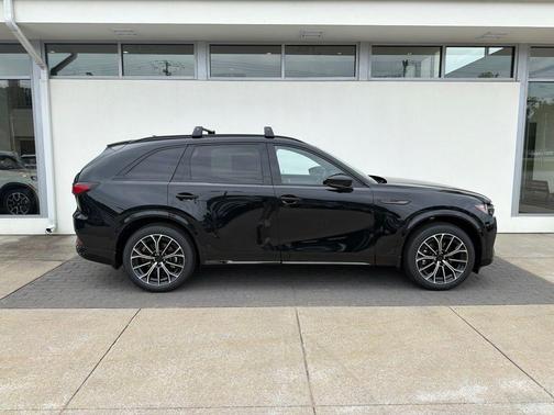Jet Black Mica 2026 Mazda CX-70 3.3 Turbo S Premium