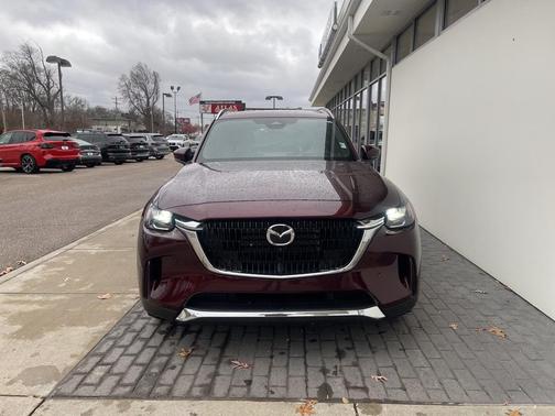 2024 Mazda CX-90 PHEV Premium Plus