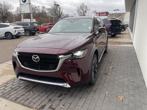 2024 Mazda CX-90 PHEV Premium Plus