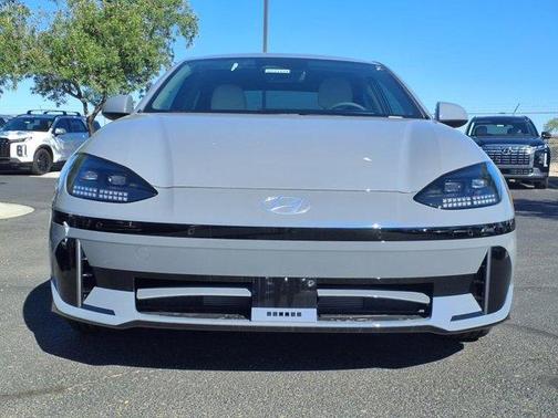 2025 Hyundai IONIQ 6 SEL