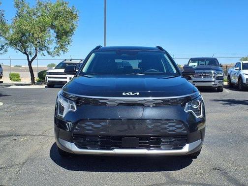 Aurora Black Pearl 2023 Kia Niro EV Wind
