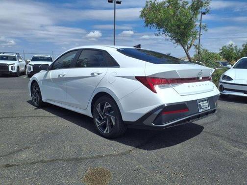 2025 Hyundai ELANTRA HEV Limited