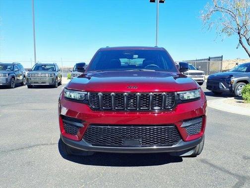 Velvet Red Pearlcoat 2023 Jeep Grand Cherokee Altitude