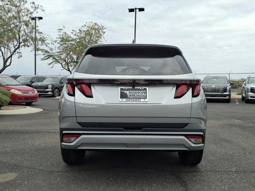 2026 Hyundai TUCSON SEL