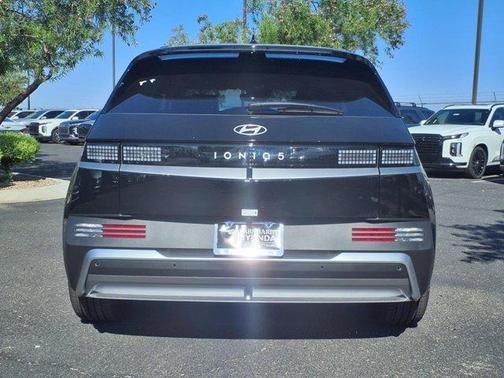 2025 Hyundai IONIQ 5 SEL