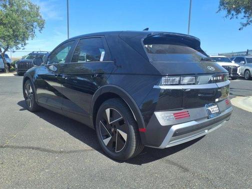 2025 Hyundai IONIQ 5 SE
