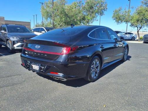 2023 Hyundai SONATA SEL