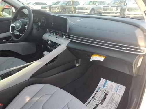 2025 Hyundai ELANTRA HEV Limited